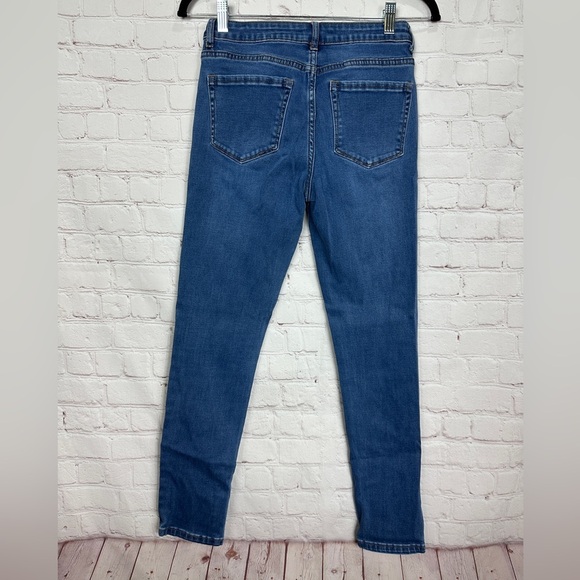 Forever 21 Junior's Stretch Skinny Blue Denim Ankle Jeans Size US 26 - Picture 2 of 3